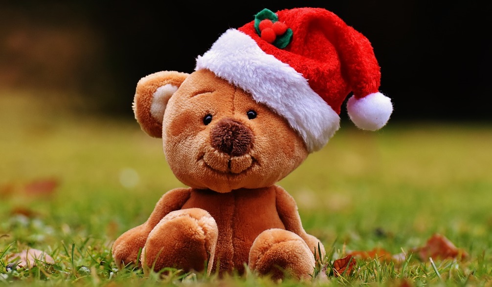 Décoration du sapin de Noël : les peluches à l'honneur